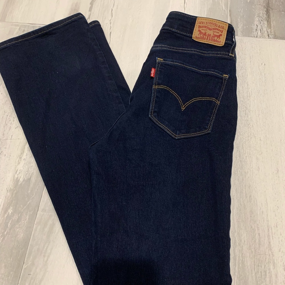 LEVIS HIGH WAISTED BOOTCUT JEANS